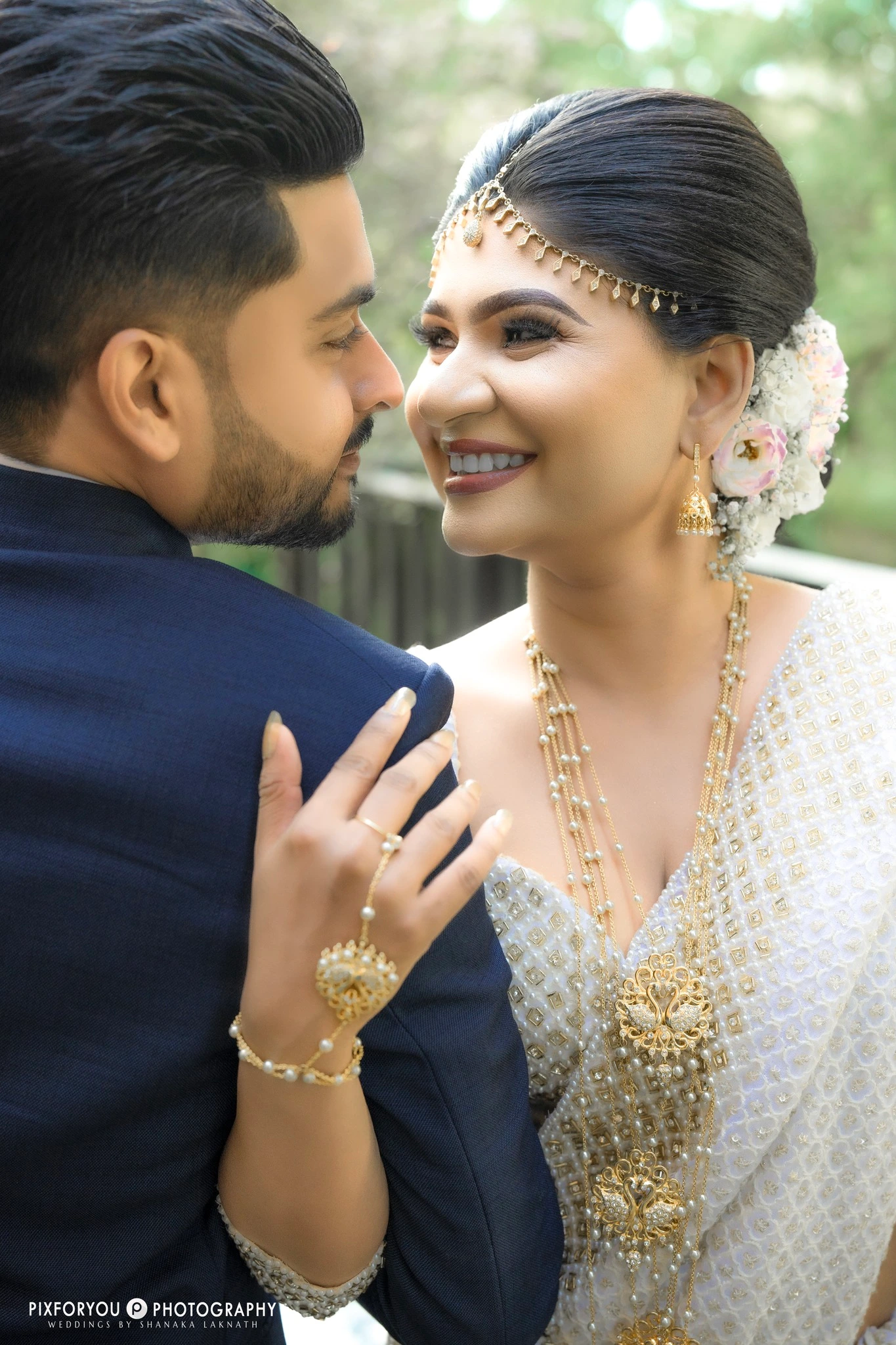 Quilty Weddings Main Slider Image Happy